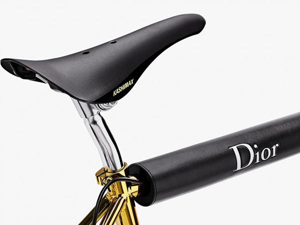 عندما تجتمع علامتا Dior وBogarde... دراجة لامعة فريدة التصميم